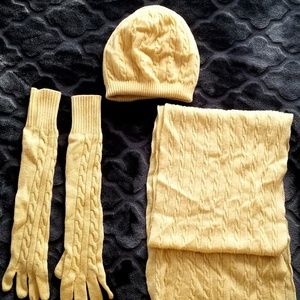 Knitted winter set
